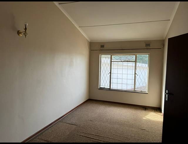 3 BEDROOM SECTIONAL TITLE FOR SALE IN MERRIVALE